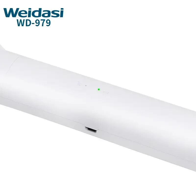 979-2.webp